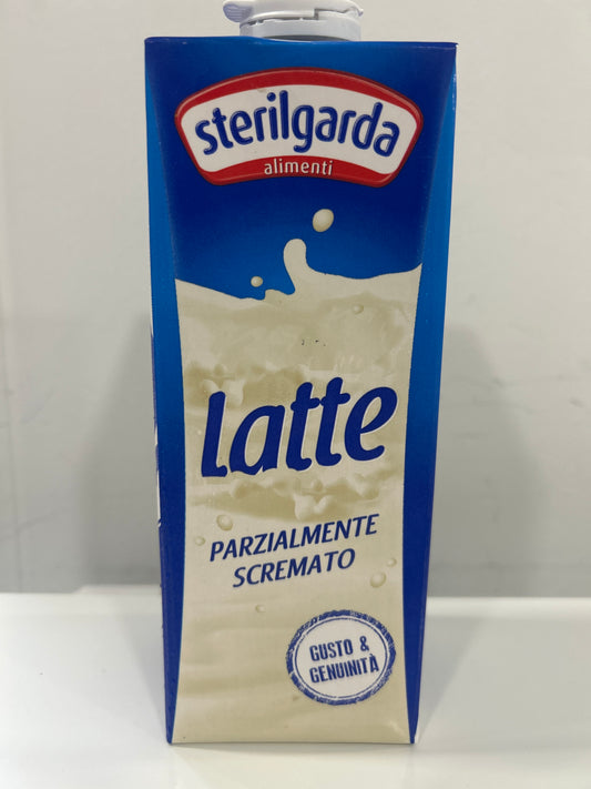 Lait UHT 1/2 Ecrémé Sterilgarda 1 L
